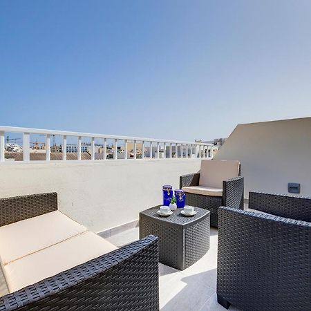 Chic 2Br Penthouse Steps From The Promenade Apartment Sliema Ngoại thất bức ảnh